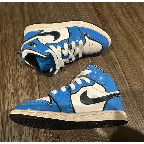 Kids Jordan Retro 1 - Picture 13 of 13